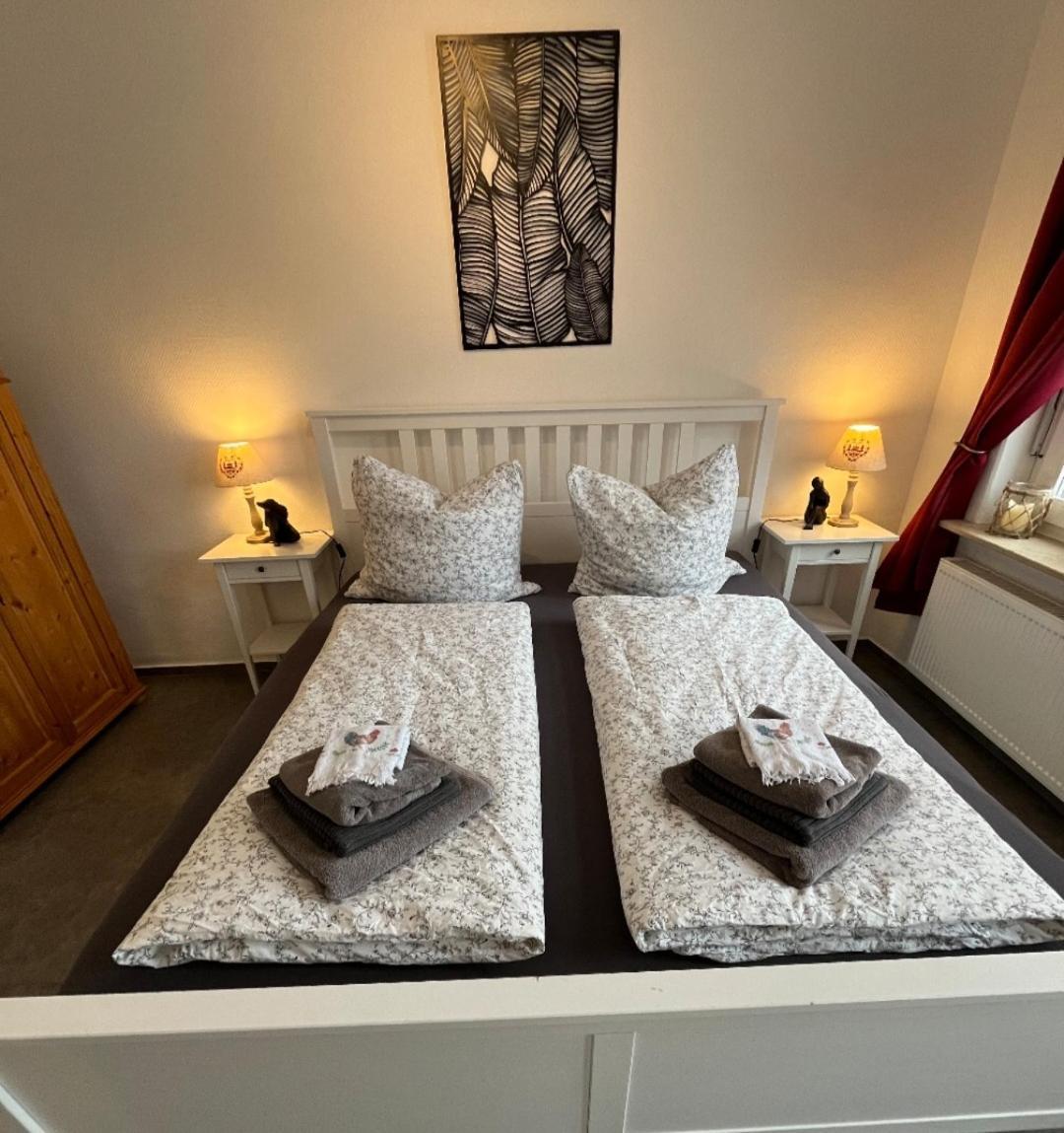 Ferienwohnung Burghasungen Zierenberg ภายนอก รูปภาพ